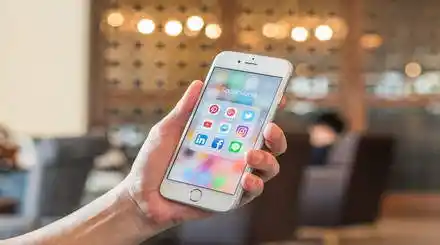 Homepage - Social Media Gadgets Review